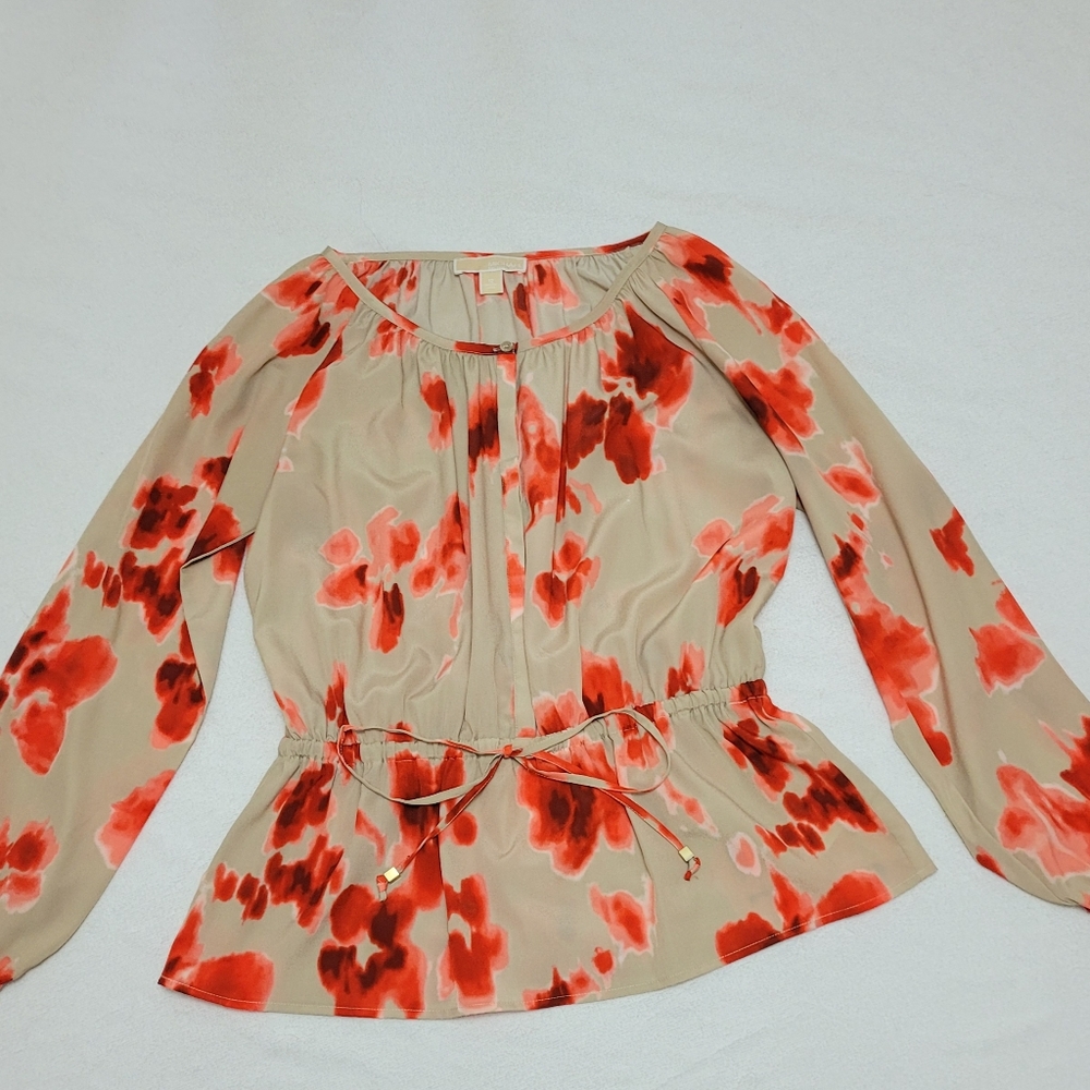 Michael Kors silky pull over shirred waist blouse.